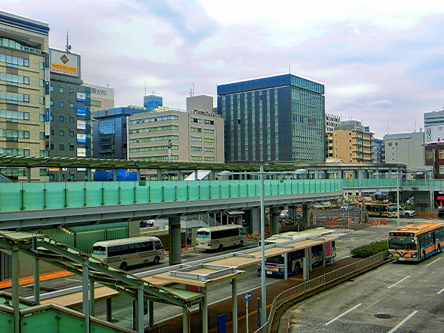 新横浜駅前の写真