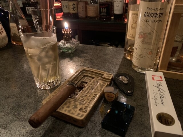 CIGARRILLO　栄　シガーバー